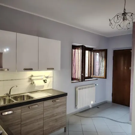 Sandra House